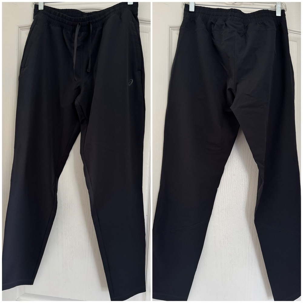 Asics - Lightweight Woven Taper Pant